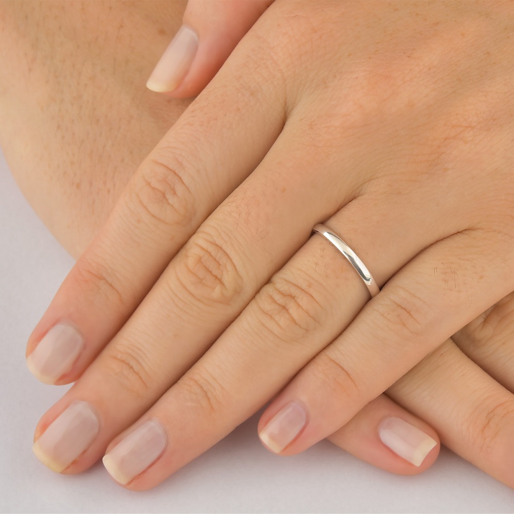 Aliança de Compromisso em Prata 925 Abaulada 2mm Produto Aliança de Compromisso em Prata 925 Abaulada 2mm