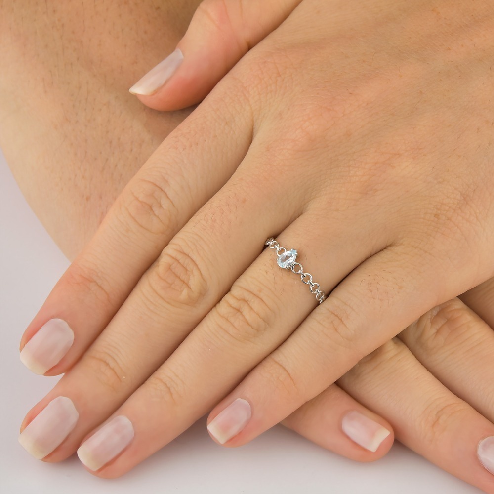 Produto Anel de Ouro Branco 18k Cadeado com Gota Azul Topázio