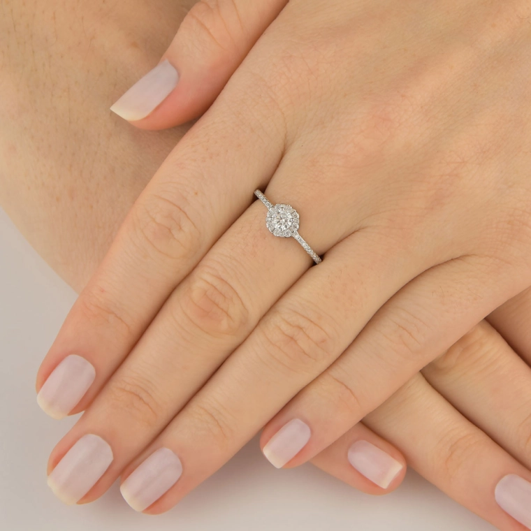 Produto Anel Moissanite de Prata 925 Ponto de Luz Cravejado