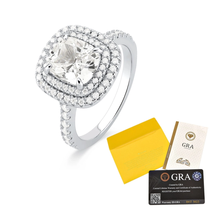 Anel Moissanite de Prata 925 Solitário Quadrado Cravejado Cristal Produto Anel Moissanite de Prata 925 Solitário Quadrado Cravejado Cristal