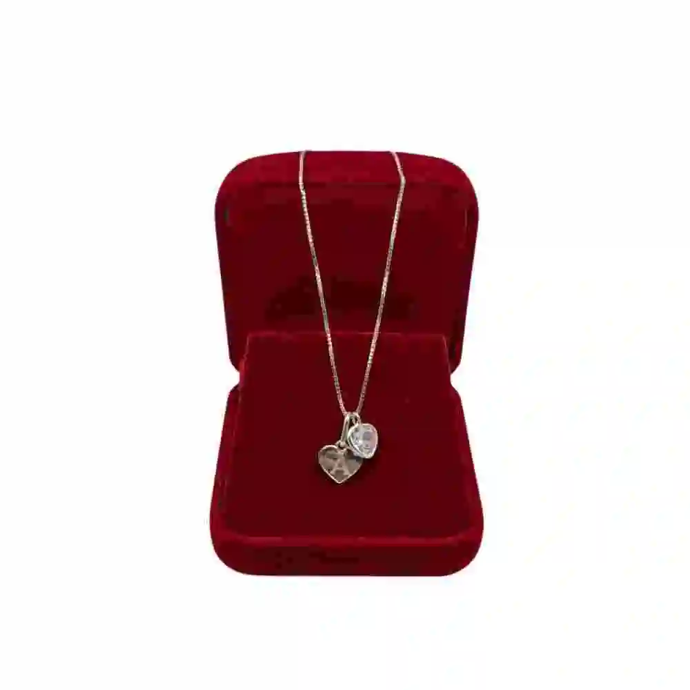 Colar Feminino de Prata 925 Ponto de Luz Coração com Pingente Letra Produto Colar Feminino de Prata 925 Ponto de Luz Coração com Pingente Letra