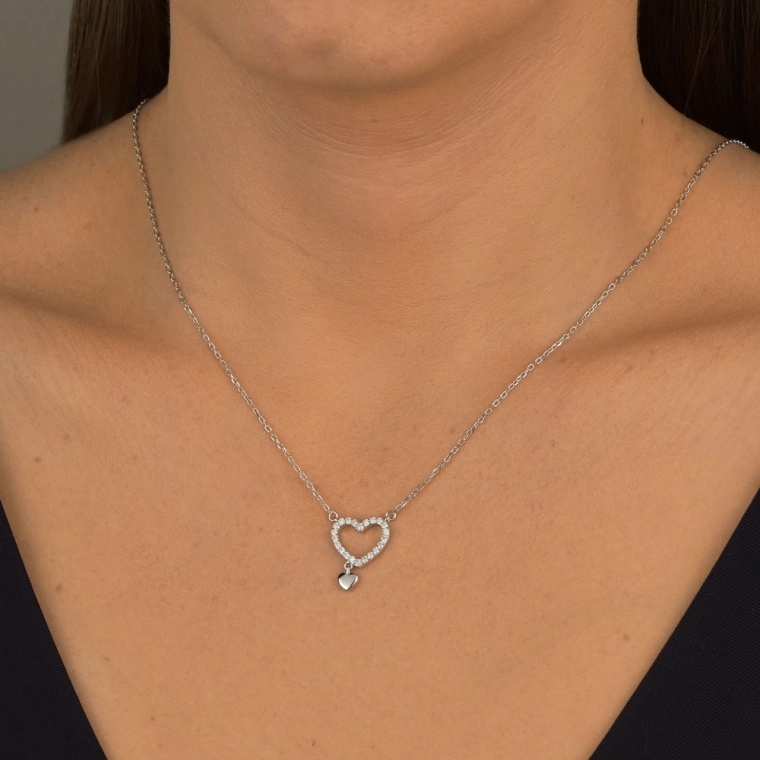 Colar Moissanite de Prata 925 Coração Vazado Cravejado Produto Colar Moissanite de Prata 925 Coração Vazado Cravejado