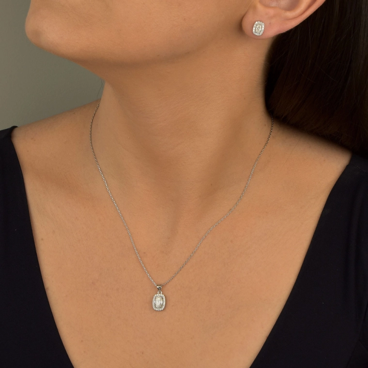 Conjunto Moissanite de Prata 925 Lapidação Oval Cravejada Produto Conjunto Moissanite de Prata 925 Lapidação Oval Cravejada