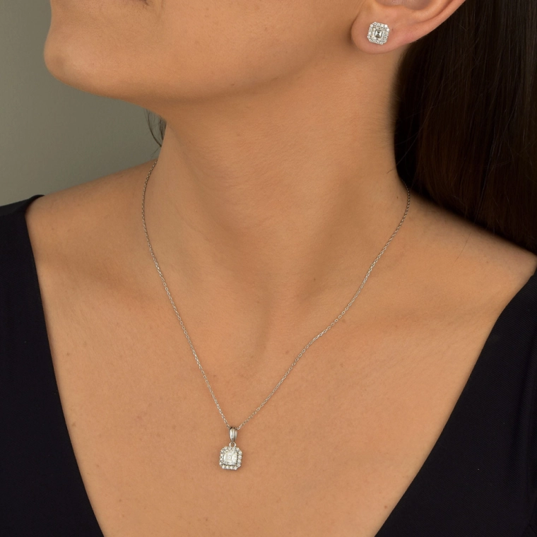 Conjunto Moissanite de Prata 925 Quadrado Cravejado Produto Conjunto Moissanite de Prata 925 Quadrado Cravejado