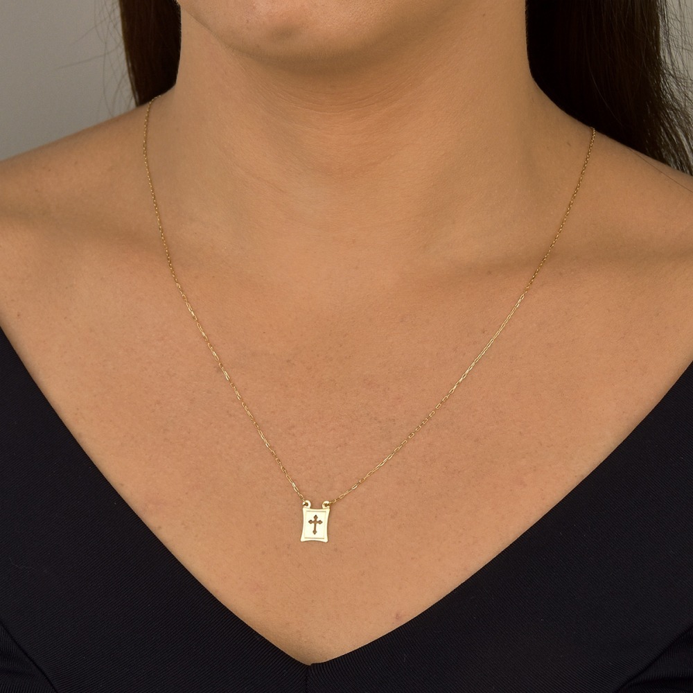 Escapulário de Ouro 18k Cruz Vazada e Nossa Senhora Aparecida Produto Escapulário de Ouro 18k Cruz Vazada e Nossa Senhora Aparecida