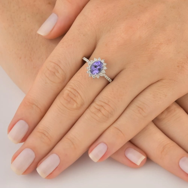 Produto [PRODUTO FRONTEND] Anel de Ouro Branco 18k Tanzanita com Diamantes - Lilás - NÃO APAGAR