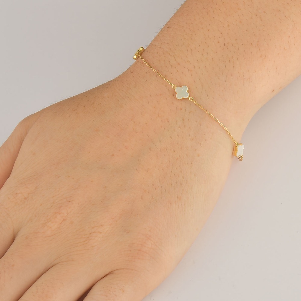 Produto Pulseira de Ouro 18k Trevos com 6mm e 18cm