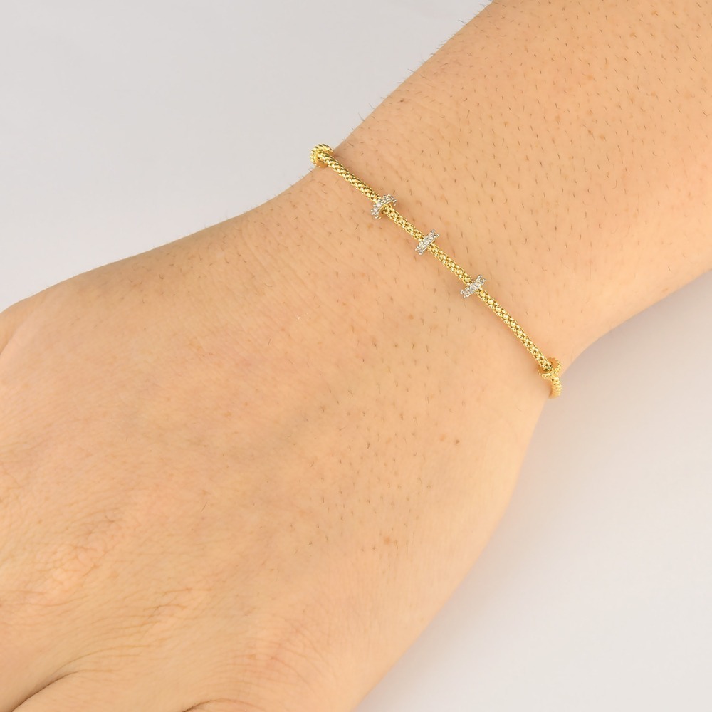 Produto Pulseira Feminina de Ouro 18k Nó com Diamantes