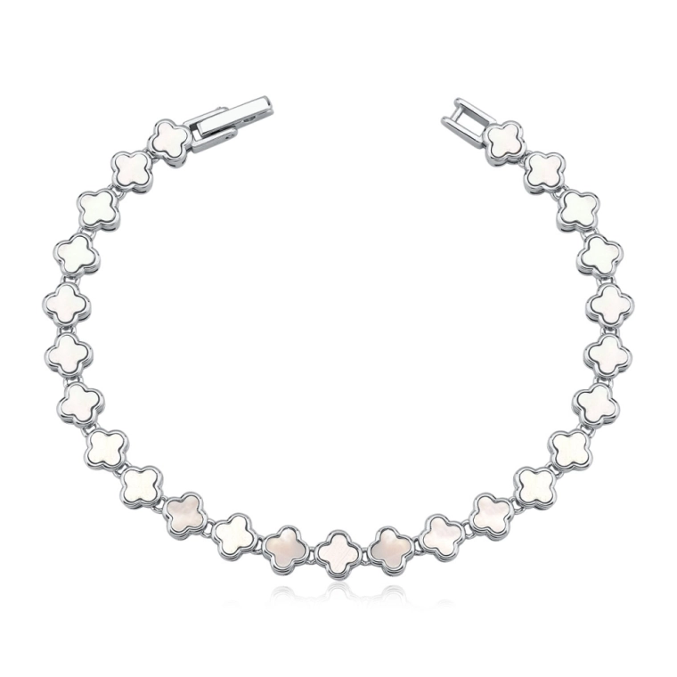 Pulseira Feminina de Prata 925 Trevos Liso Produto Pulseira Feminina de Prata 925 Trevos Liso
